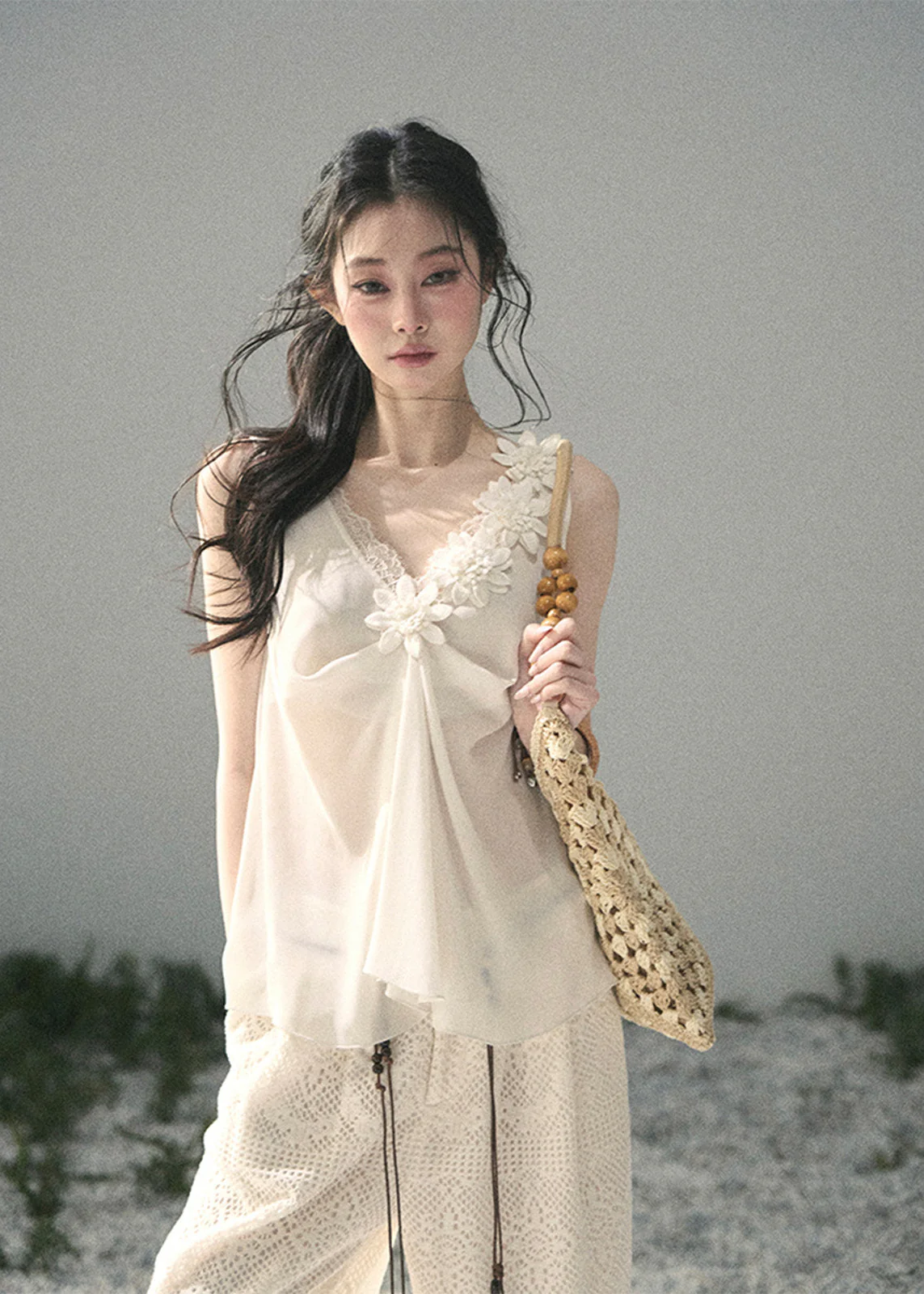 TOPS WOMAN